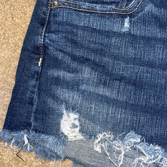 American Eagle jean shorts - Picture 3 of 6